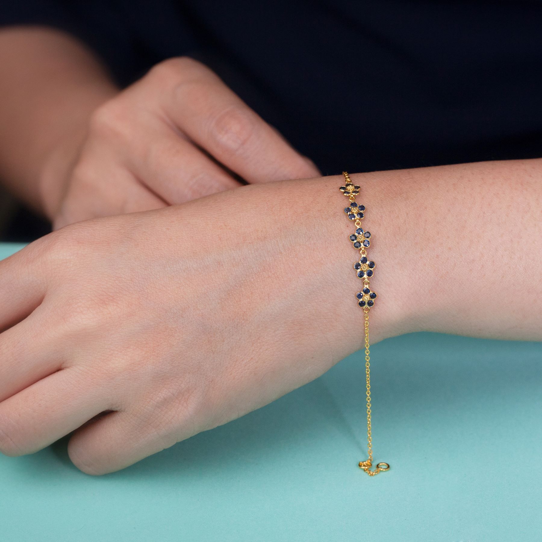008-05-2026-bracelet Blue Sapphire Five-Flower Bracelet