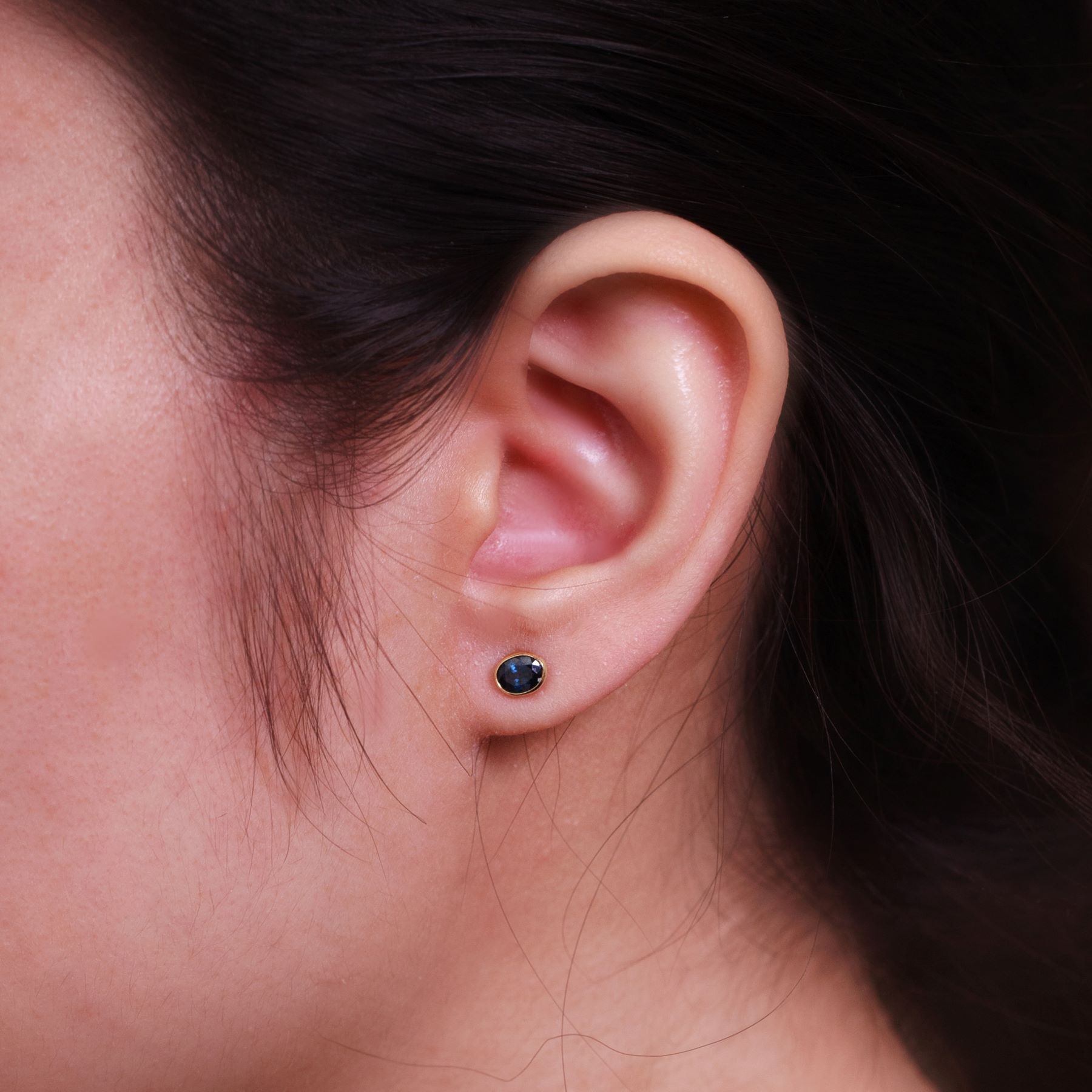 017-02-2026-E643S(7x5) 2 Blue Sapphire Oval Stud Earrings