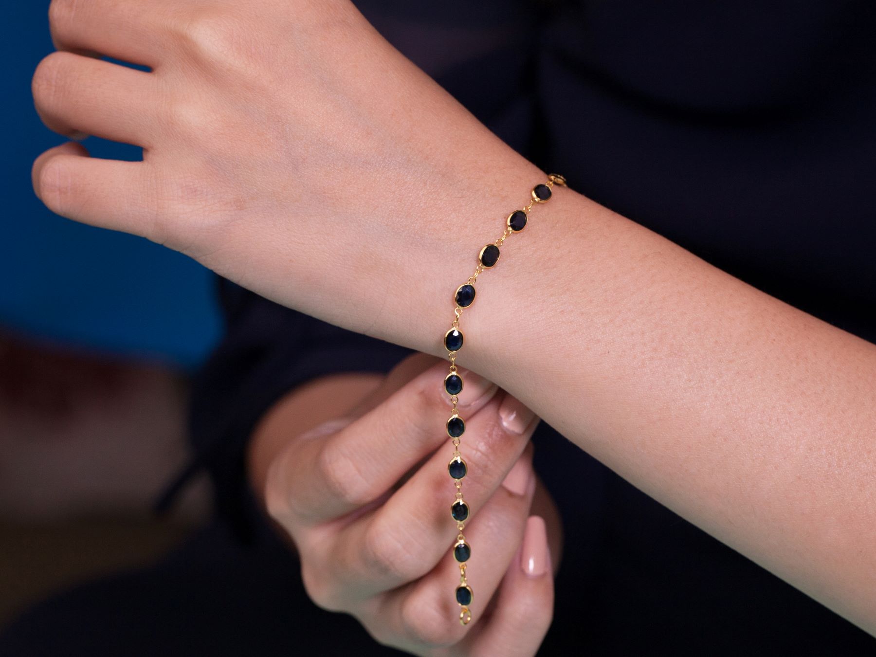 022-02-2026-bracelet Midnight Blue Oval Gemstone Bracelet